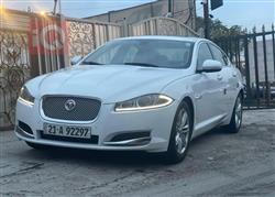 جاگوار XF